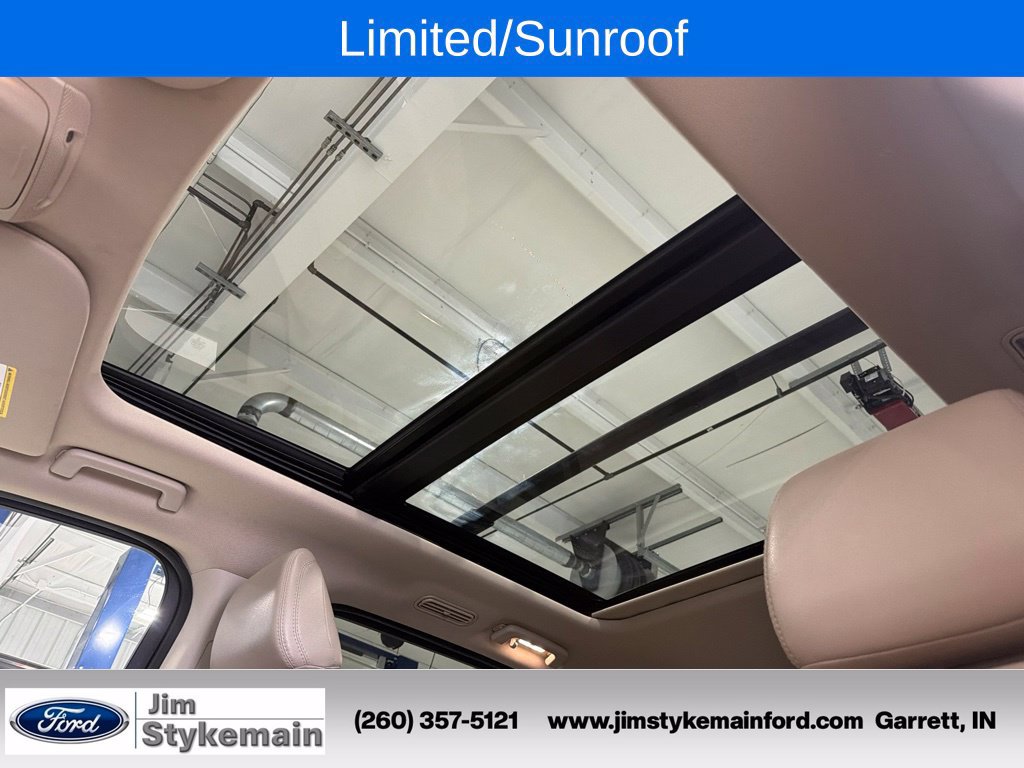 Used 2023 Ford Expedition Limited AWD/4WD image 17
