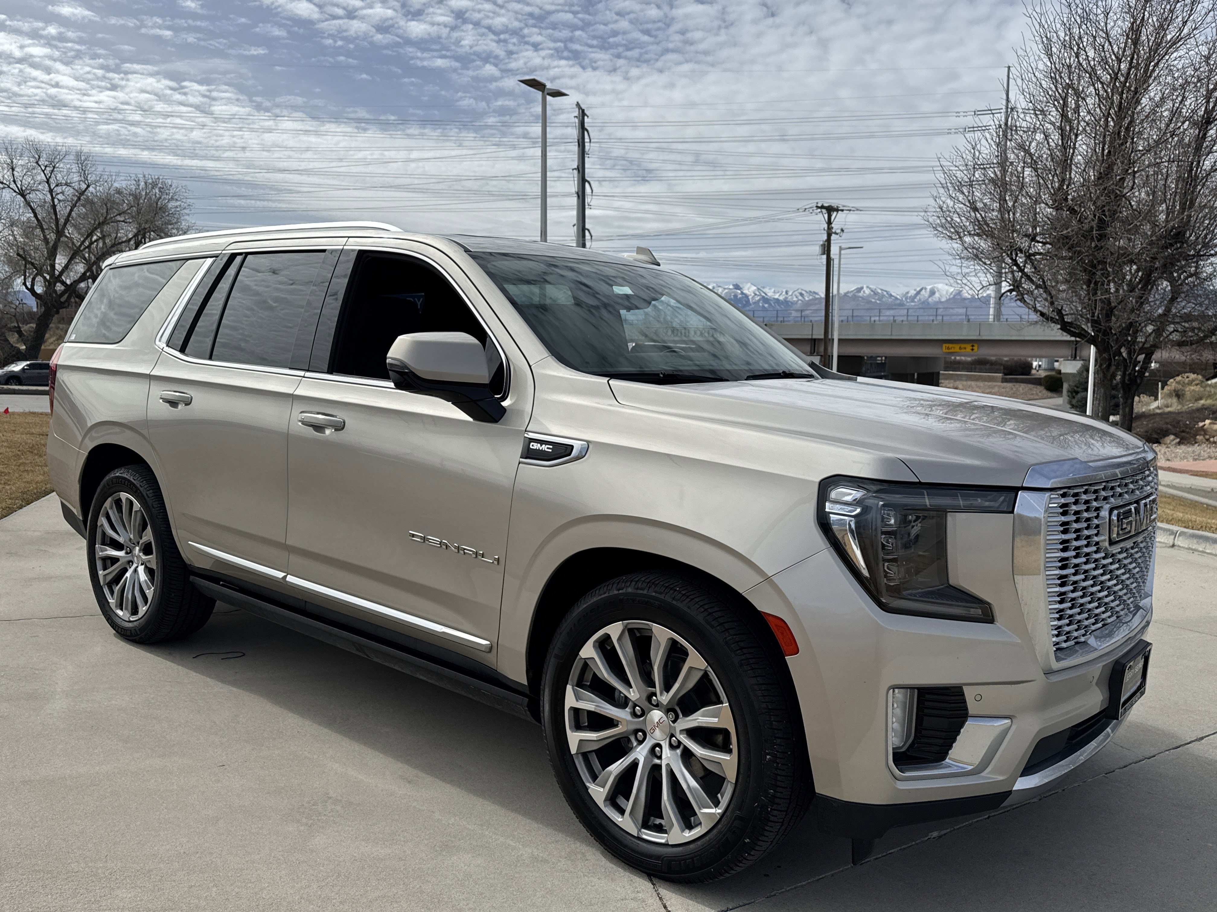 Used 2022 GMC Yukon Denali w/ Denali Ultimate Package image 7