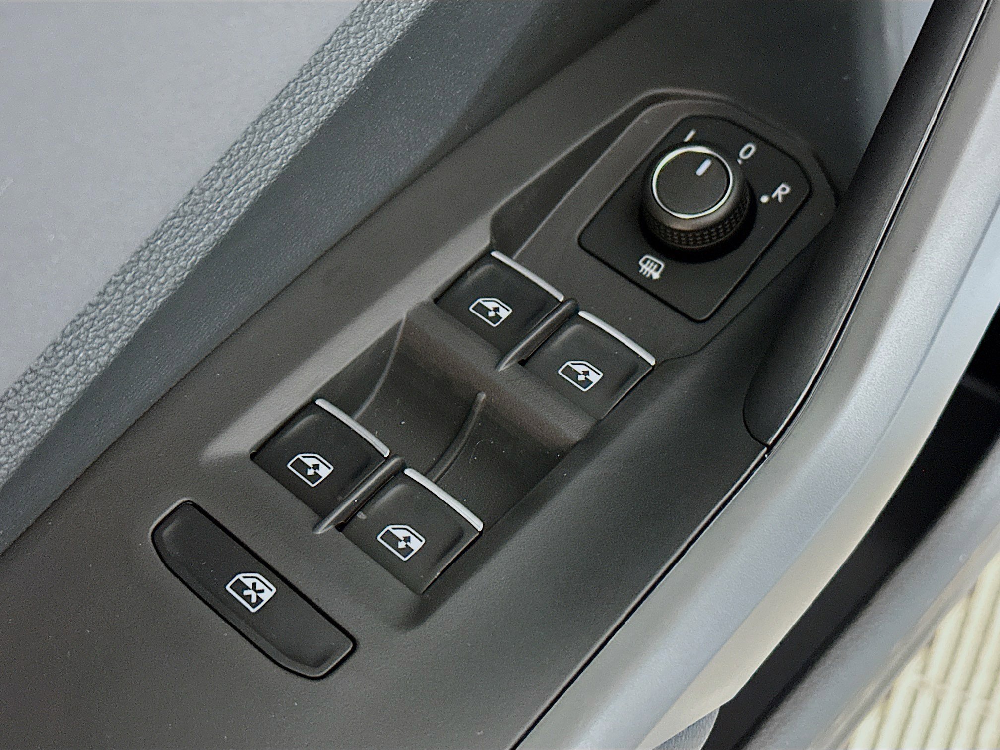 New 2026 Volkswagen Jetta SE image 17