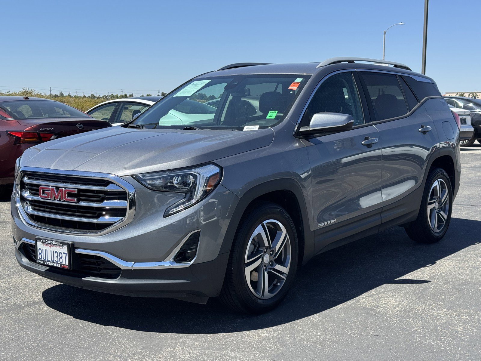 Used 2021 GMC Terrain SLT image 3