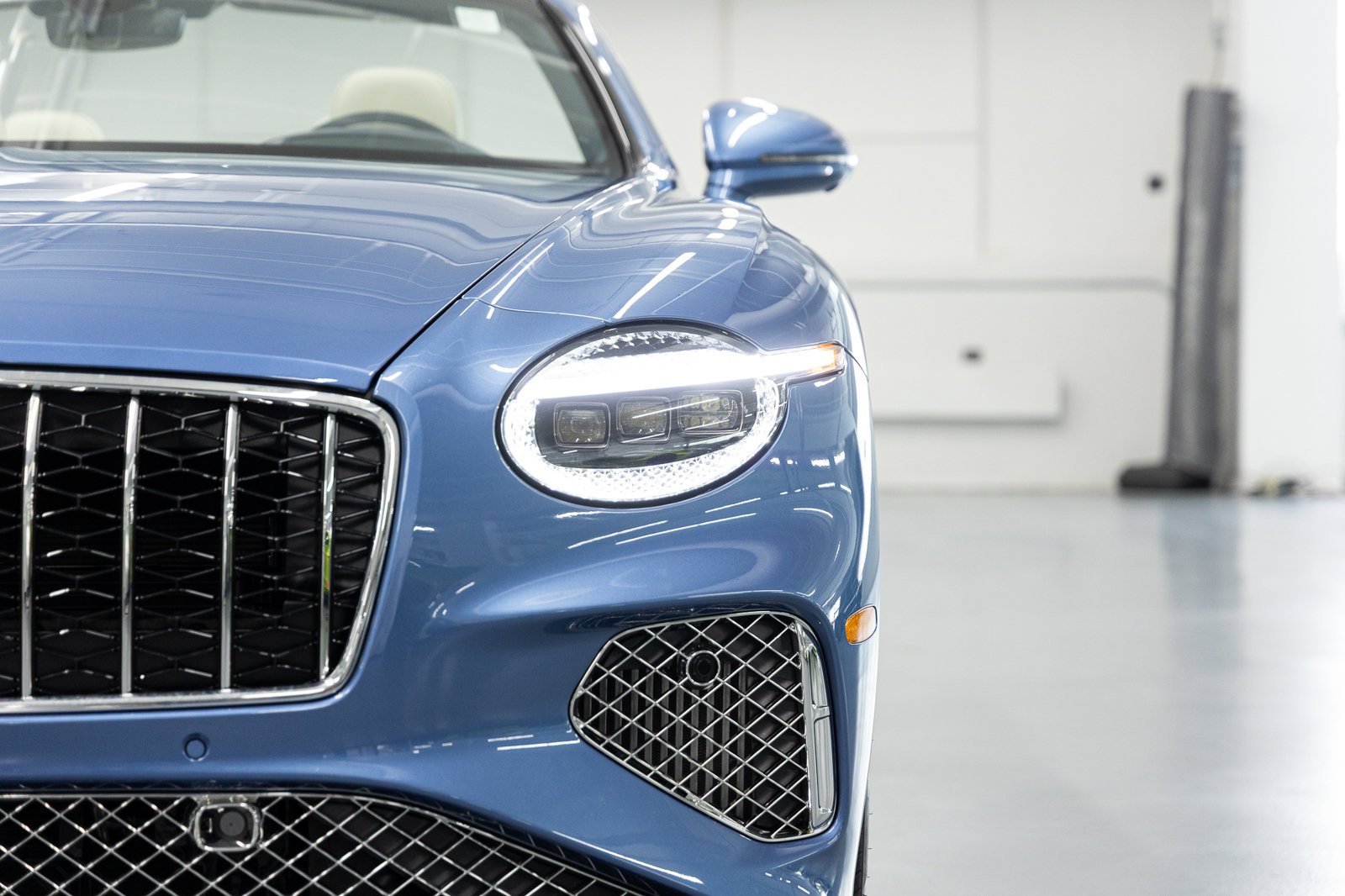 New 2026 Bentley Continental GT Azure AWD/4WD image 15
