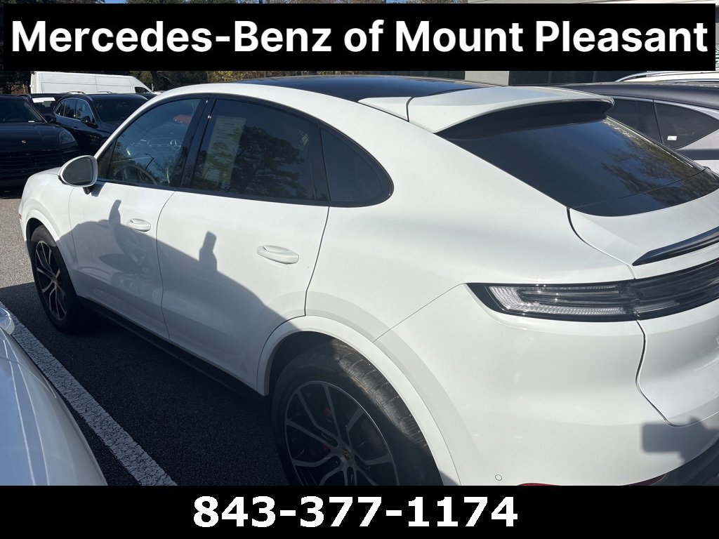 Used 2024 Porsche Cayenne S image 3