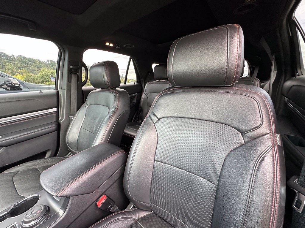 Used 2019 Ford Explorer Sport w/ Equipment Group 401A AWD/4WD image 19