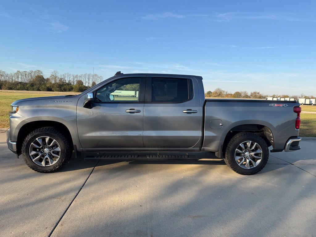 Used 2021 Chevrolet Silverado 1500 LT AWD/4WD image 10