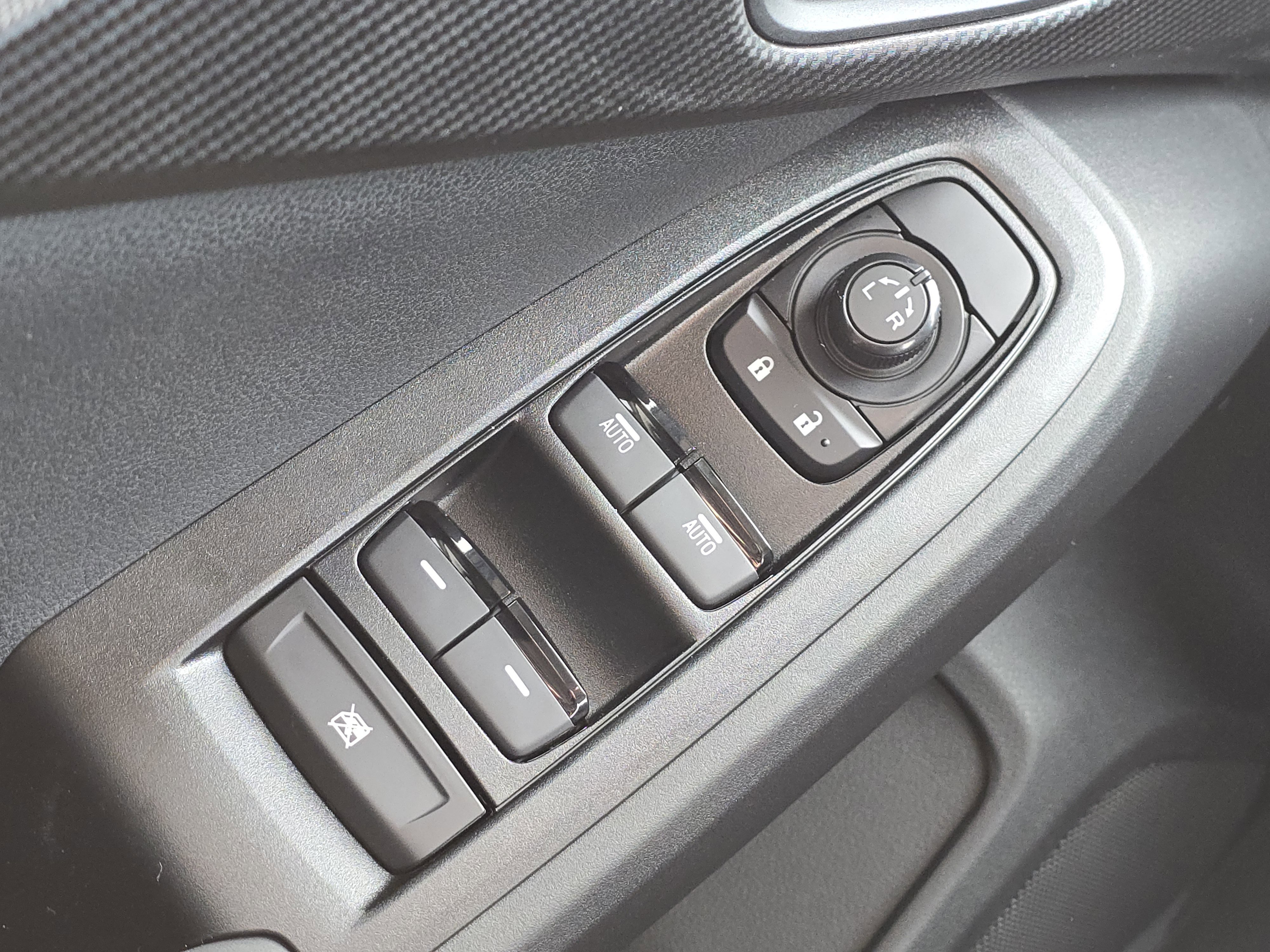 New 2026 Subaru Crosstrek 2.0i Premium image 25