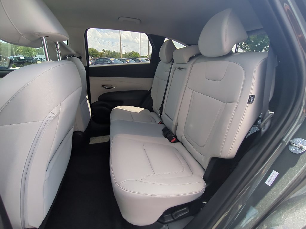New 2026 Hyundai Tucson SEL FWD image 16