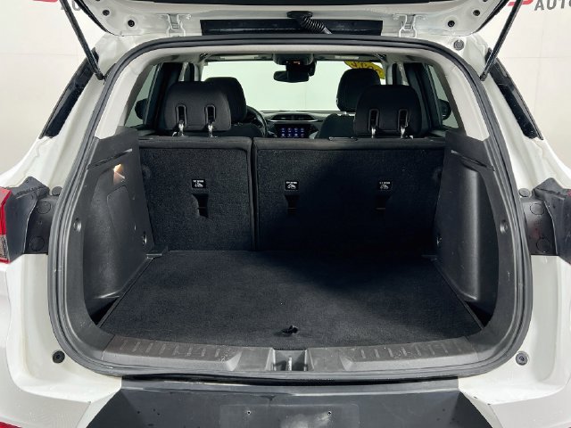 Used 2022 Chevrolet TrailBlazer LT w/ Convenience Package AWD/4WD image 25