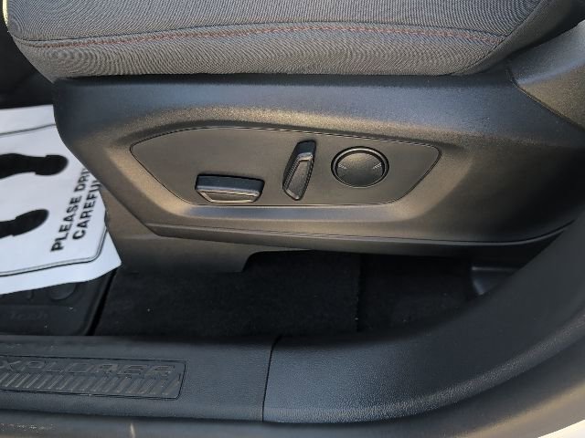 Used 2025 Ford Explorer Active image 30