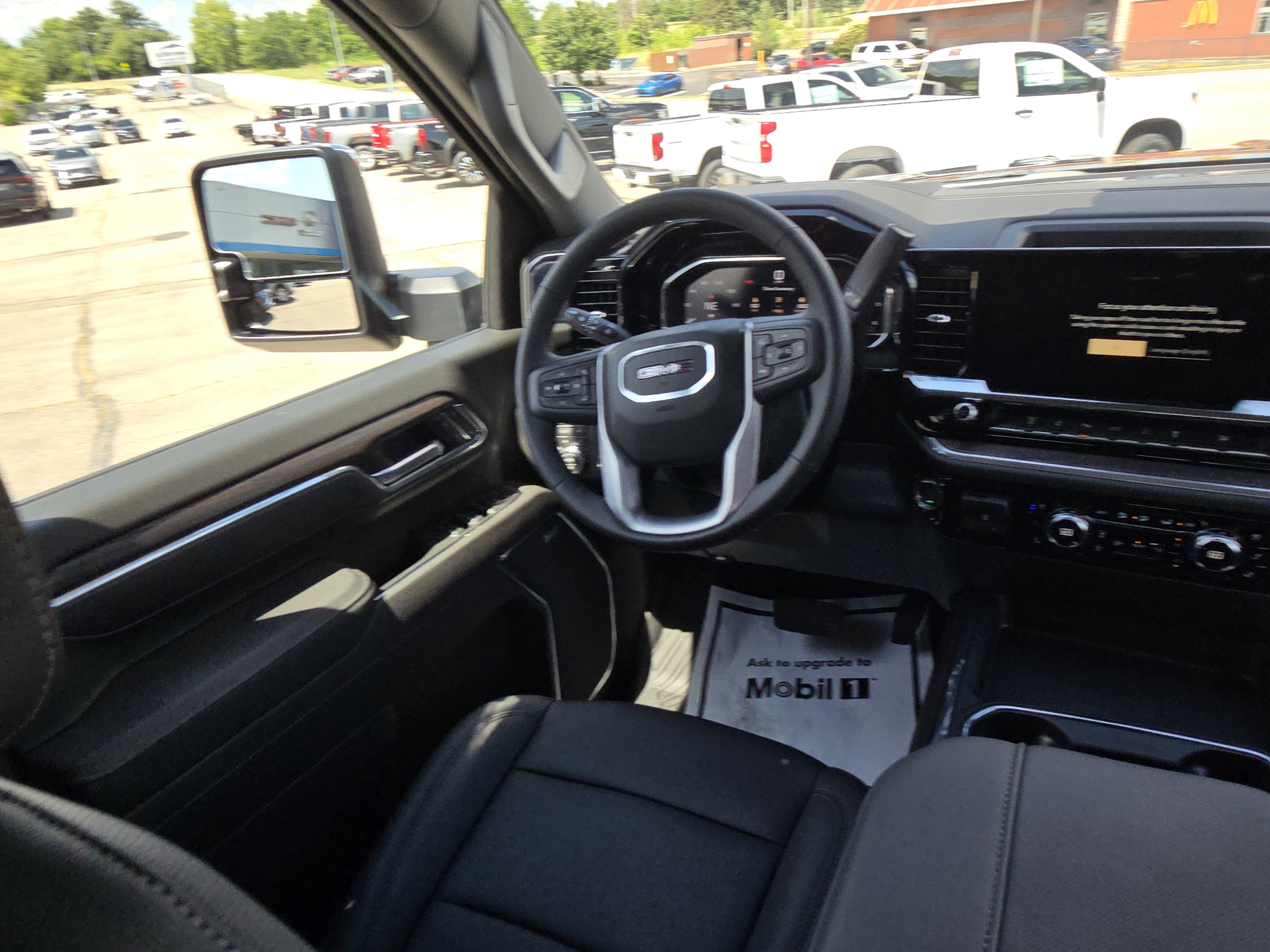 New 2025 GMC Sierra 2500 SLT w/ SLT Convenience Package image 24