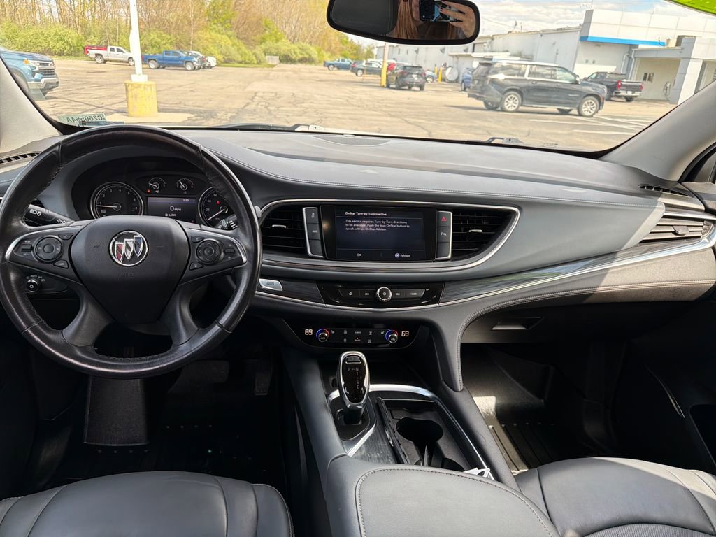 Used 2021 Buick Enclave Essence AWD/4WD image 25