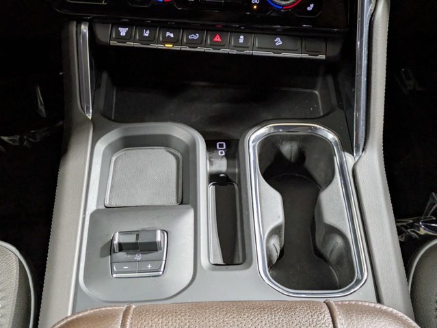 Used 2024 GMC Sierra 2500 Denali w/ Denali Reserve Package AWD/4WD image 19