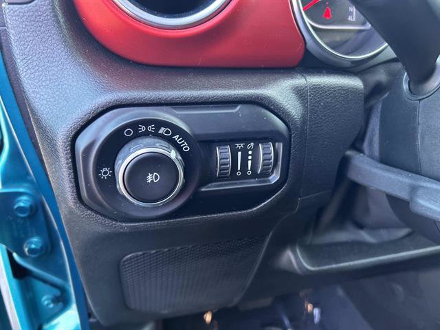 Used 2020 Jeep Wrangler Rubicon w/ LED Lighting Group AWD/4WD image 18