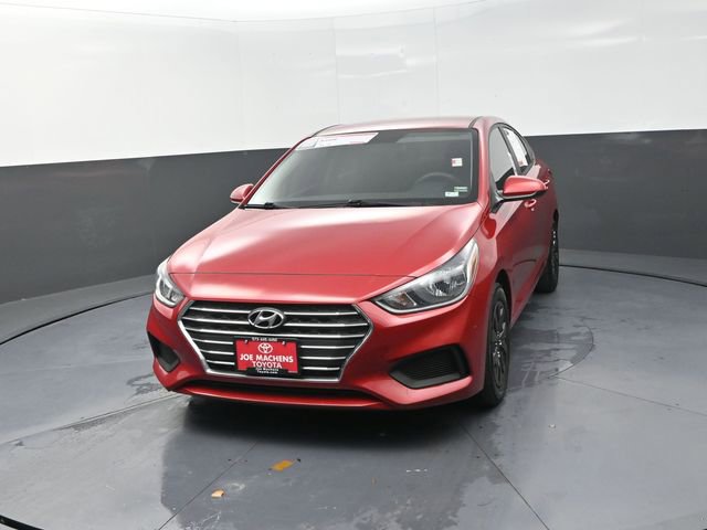 Used 2021 Hyundai Accent SE image 2