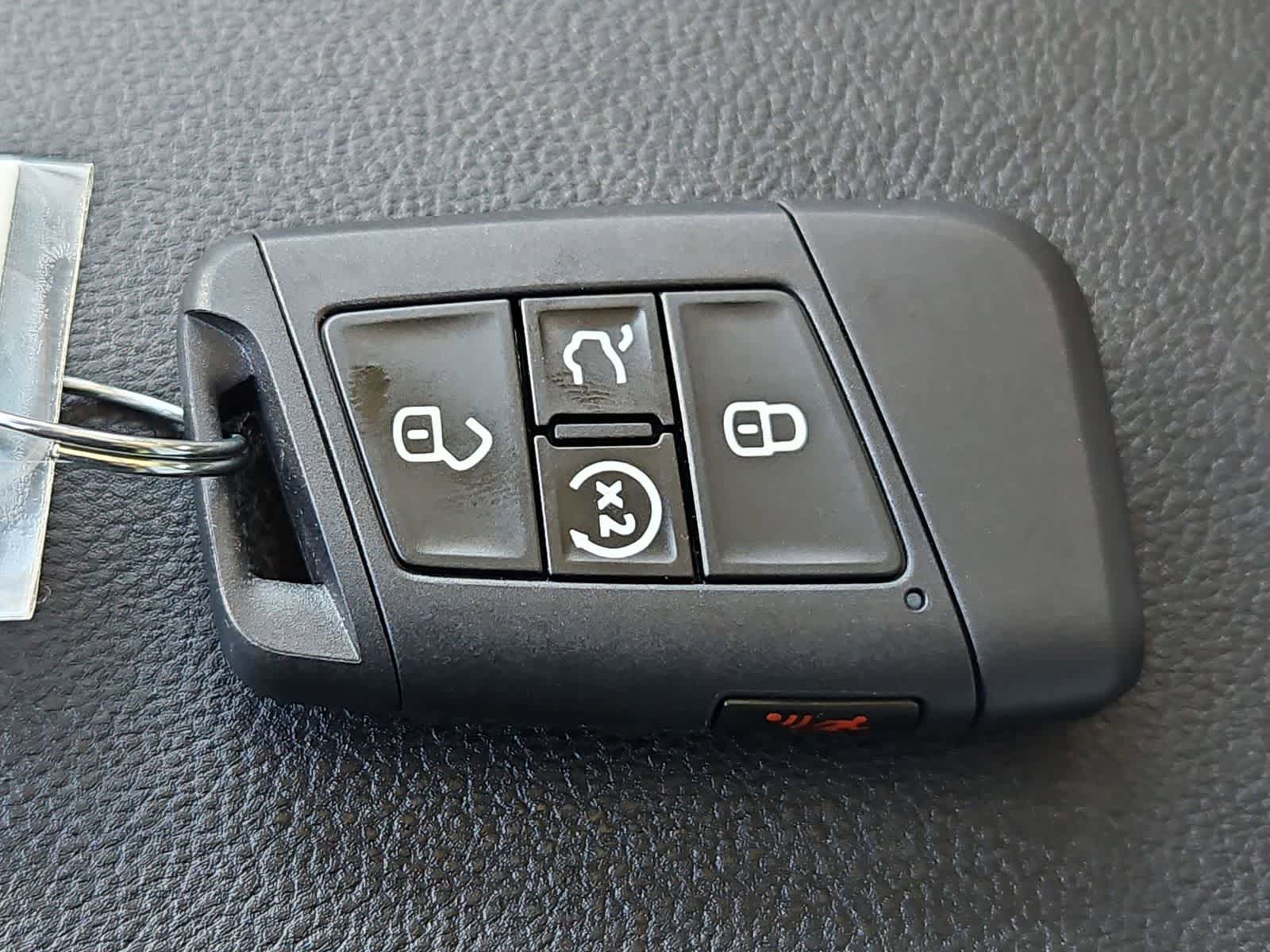 New 2026 Volkswagen Taos SE AWD/4WD image 35