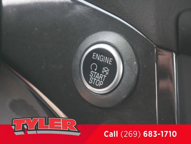 Used 2017 Ford Escape Titanium AWD/4WD image 30