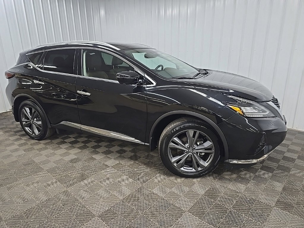 Used 2022 Nissan Murano Platinum w/ Cargo Package image 1