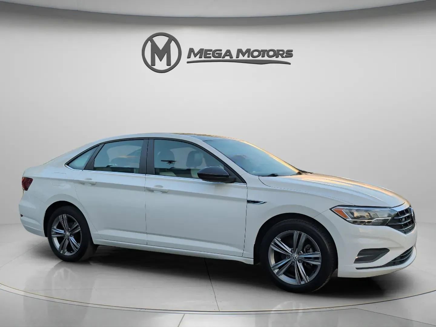Used 2019 Volkswagen Jetta R-Line FWD image 10