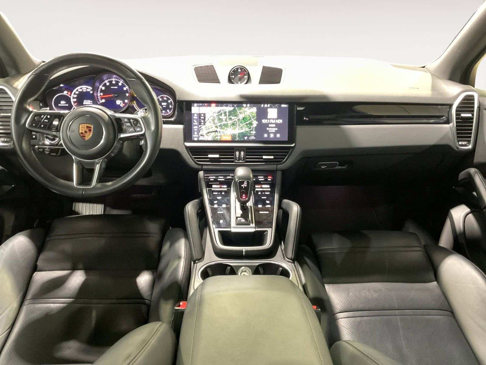 Used 2019 Porsche Cayenne Base image 15