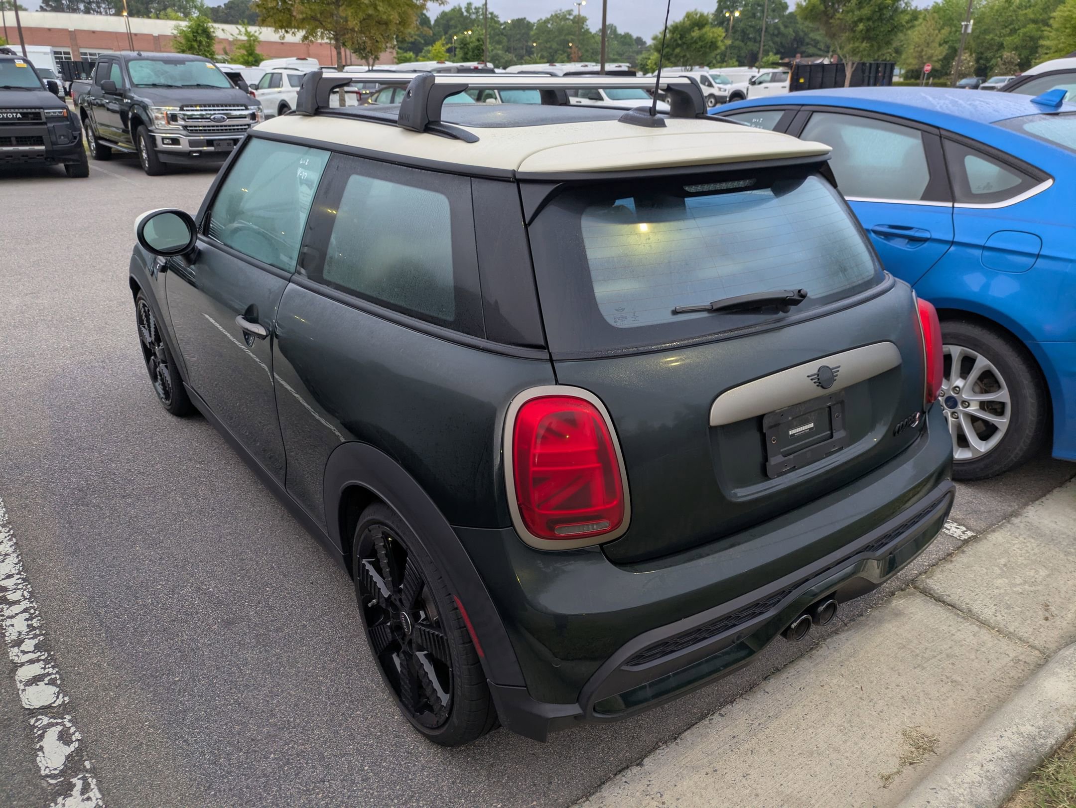 Used 2023 MINI Cooper S w/ MINI Resolute Edition FWD image 4