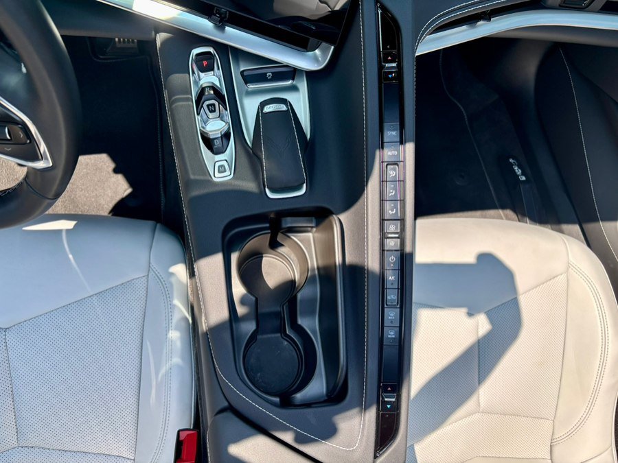 Used 2025 Chevrolet Corvette Z06 RWD image 20