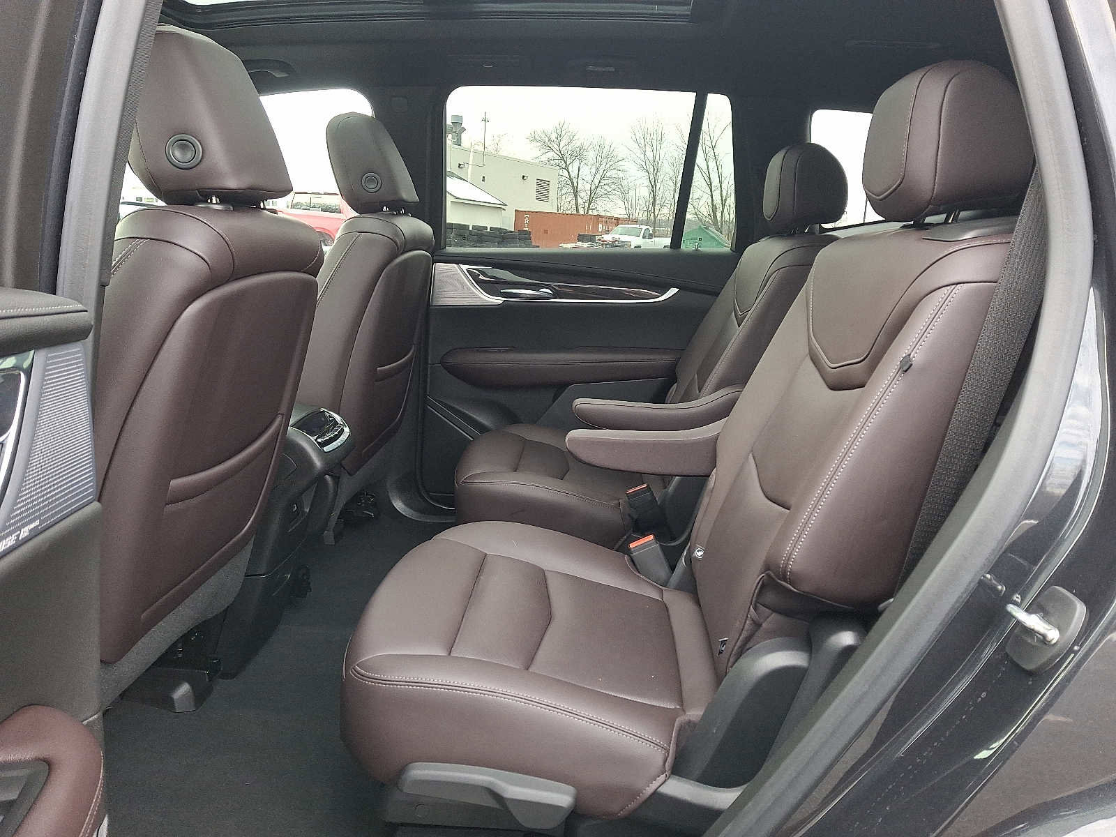 Used 2022 Cadillac XT6 Premium Luxury w/ Technology Package image 10