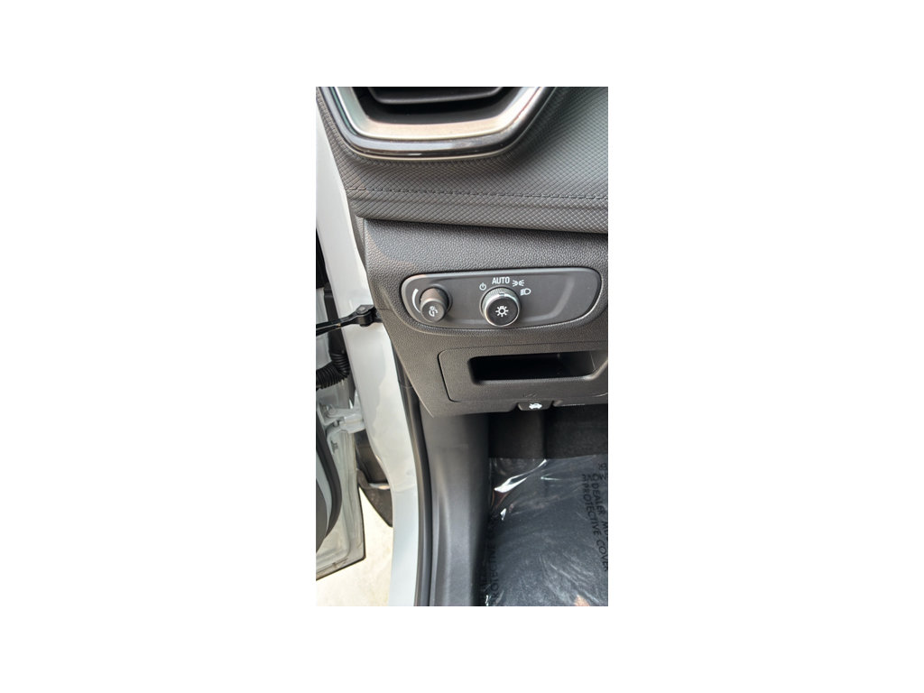 Used 2025 Chevrolet TrailBlazer LT AWD/4WD image 13