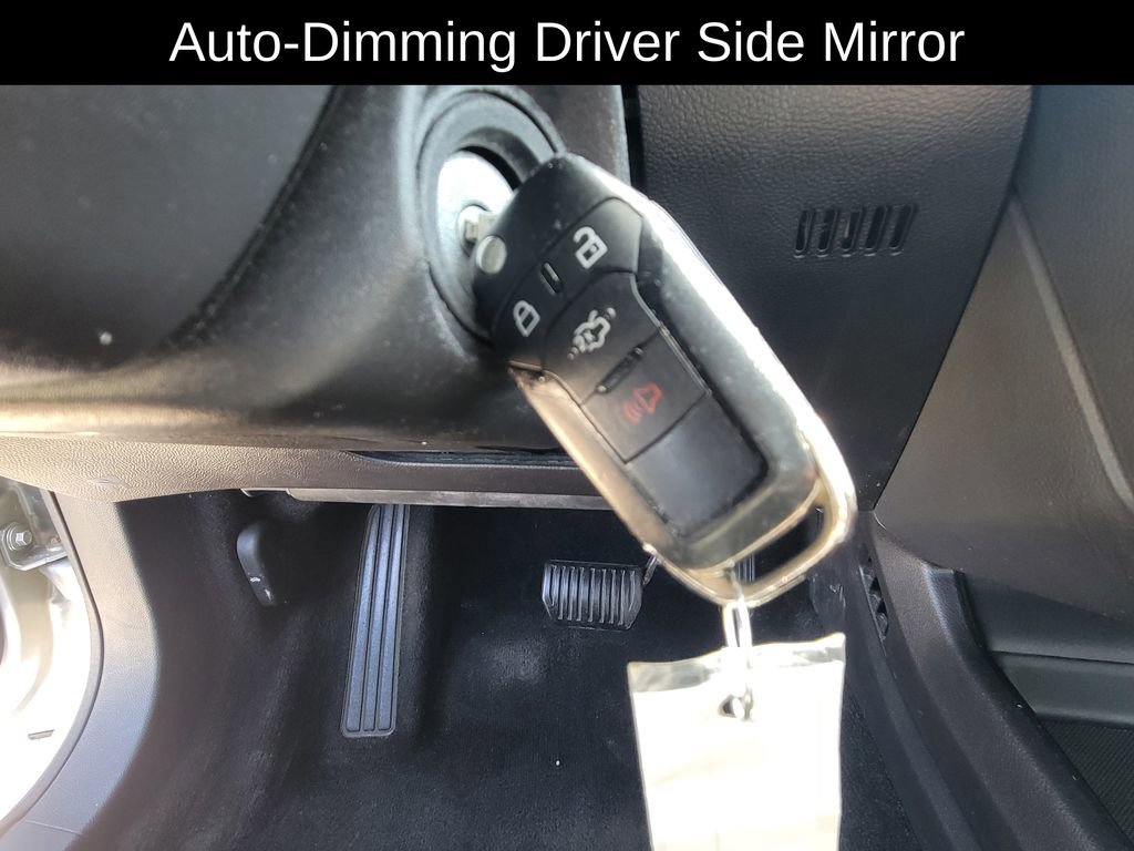 Used 2016 Ford Fusion SE w/ Equipment Group 202A image 27