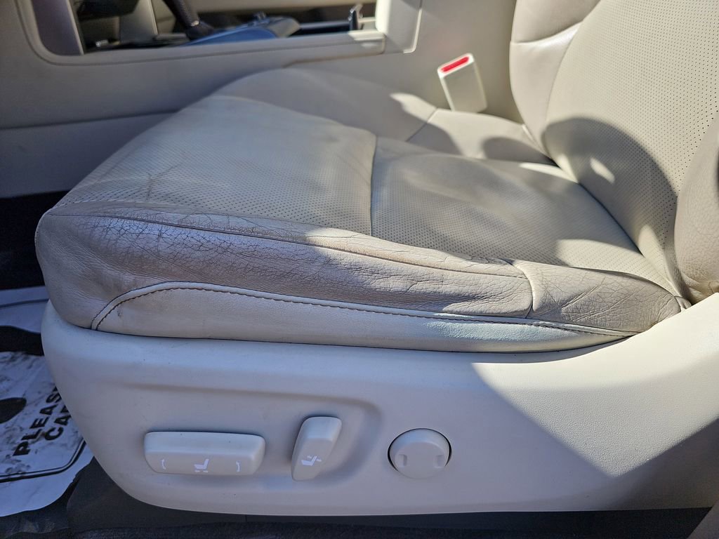 Used 2017 Lexus GX 460 image 33