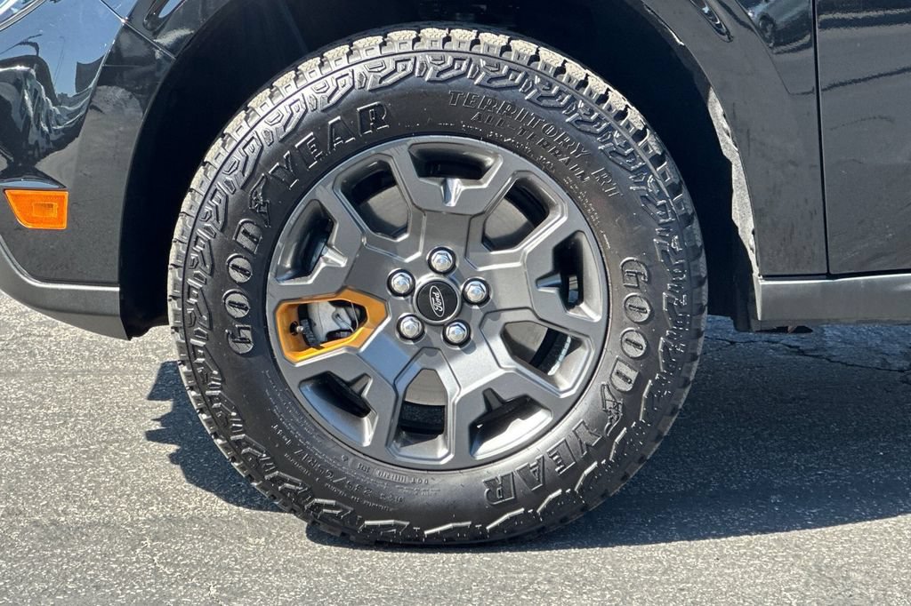 Certified 2025 Ford Maverick Tremor AWD/4WD image 30