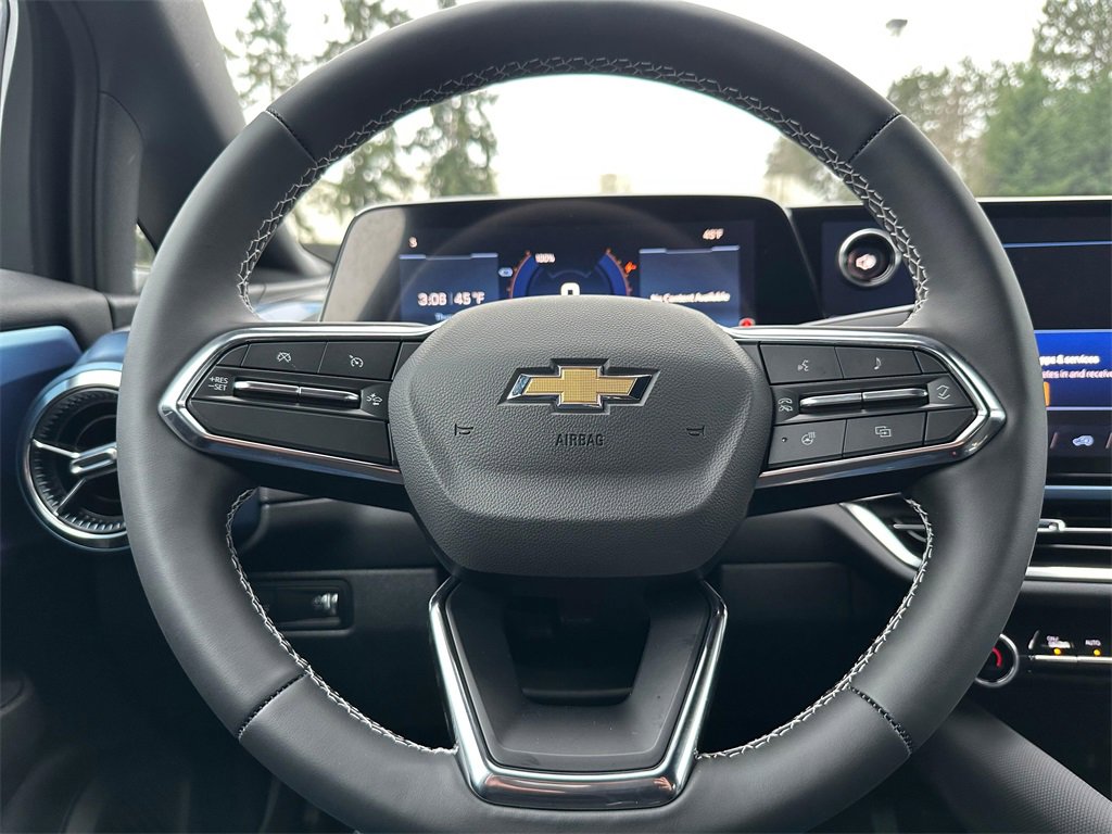 New 2026 Chevrolet Equinox EV LT image 23