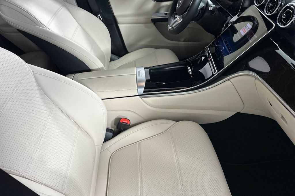 Certified 2026 Mercedes-Benz GLC 300 image 19