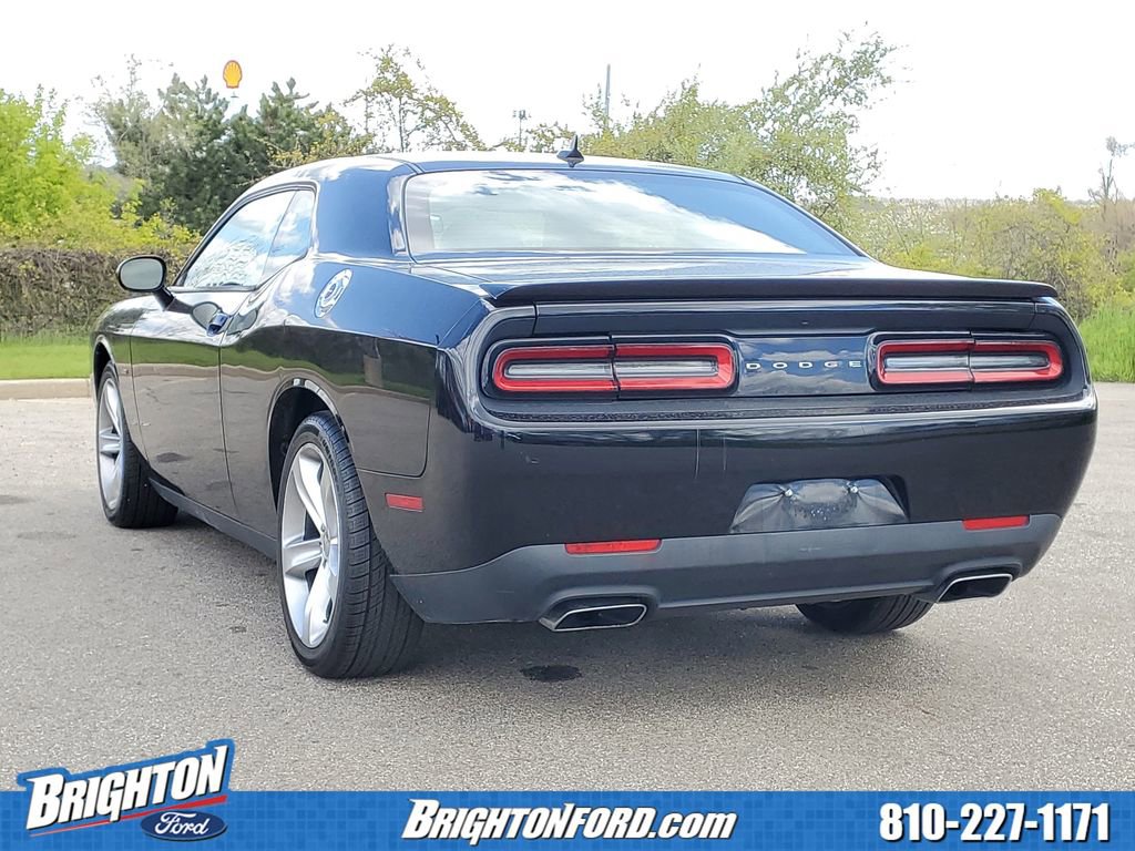 Used 2015 Dodge Challenger R/T w/ Quick Order Package 28B R/T RWD image 3