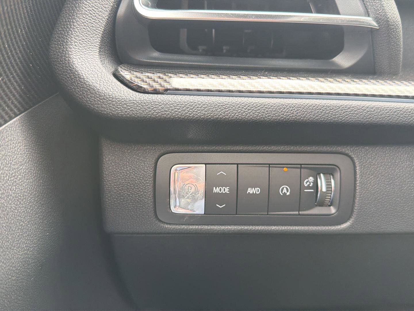 New 2026 Chevrolet Traverse High Country image 23