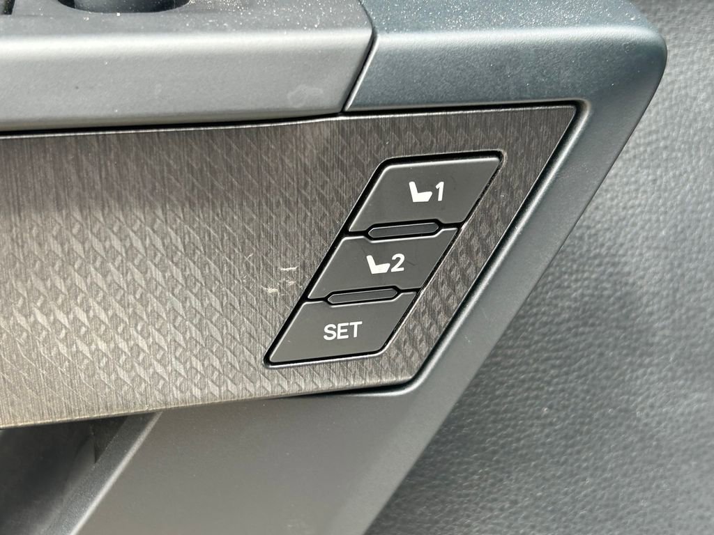 Used 2023 Toyota Sequoia TRD Pro AWD/4WD image 29