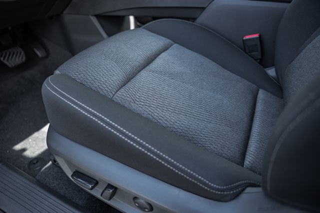 New 2026 Nissan Rogue SV image 31