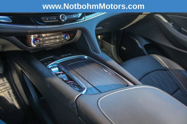 Used 2024 Buick Enclave Avenir w/ Avenir Technology Package image 24