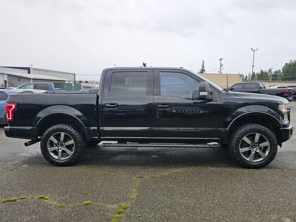 Used 2016 Ford F150 XLT w/ Equipment Group 302A Luxury image 9