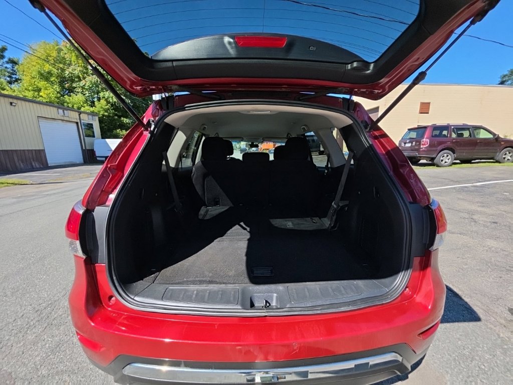 Used 2015 Nissan Pathfinder S FWD image 26