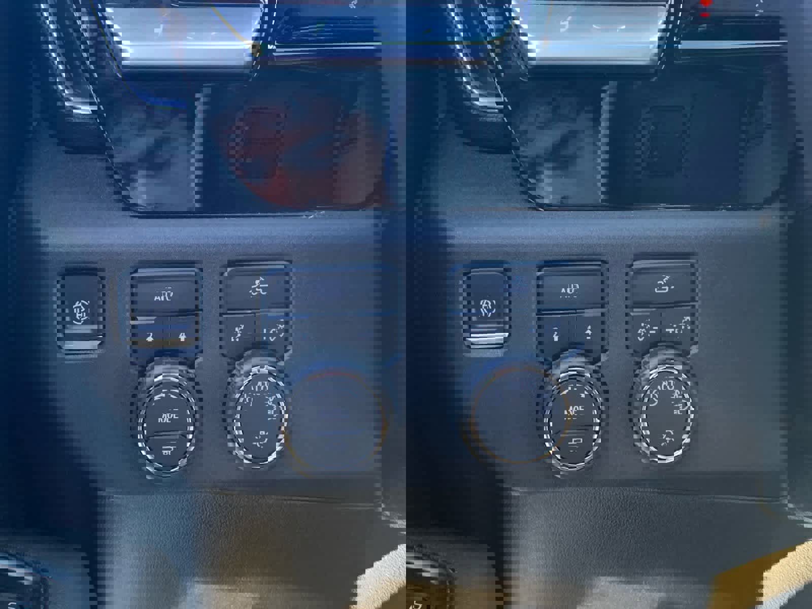 Certified 2022 Chevrolet Silverado 1500 LT image 21