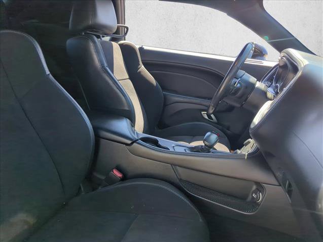 Used 2020 Dodge Challenger R/T w/ Plus Package image 27