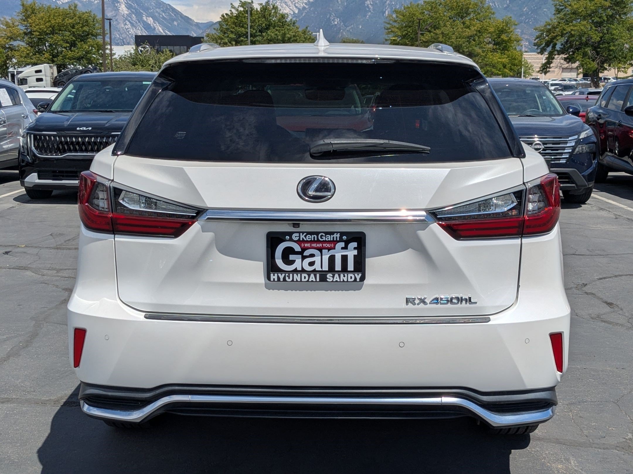 Used 2019 Lexus RX 450hL Luxury w/ Accessory Package AWD/4WD image 5
