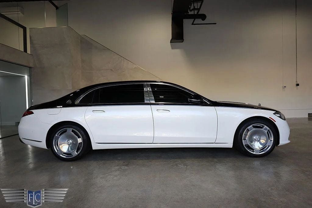 Used 2021 Mercedes-Benz Maybach S 580 4MATIC image 2