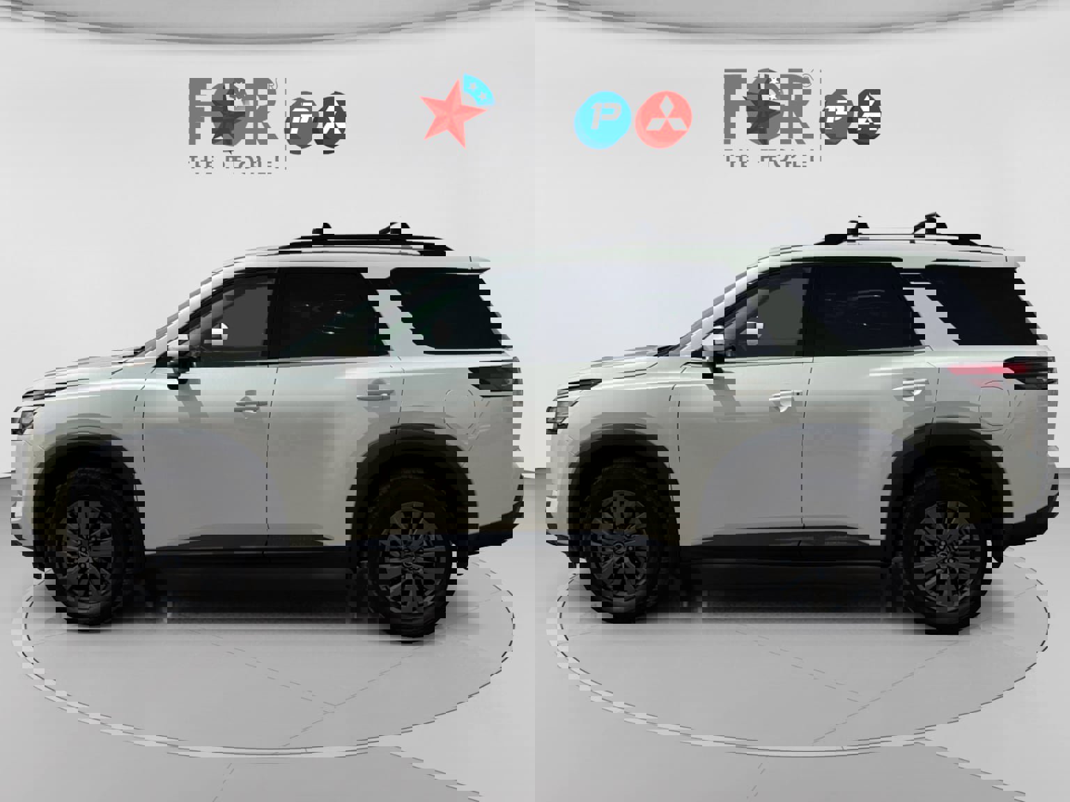 Used 2022 Nissan Pathfinder SV w/ SV Black Package image 2