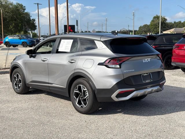 Used 2025 Kia Sportage LX FWD image 3