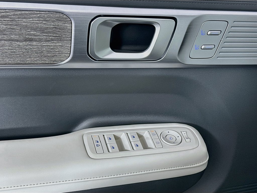 New 2027 Hyundai Santa Fe Calligraphy FWD image 19