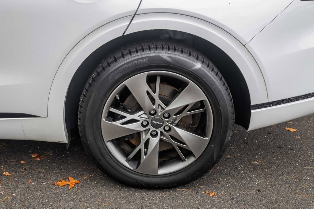 Used 2023 Genesis GV70 3.5T Sport w/ Cargo Package image 13