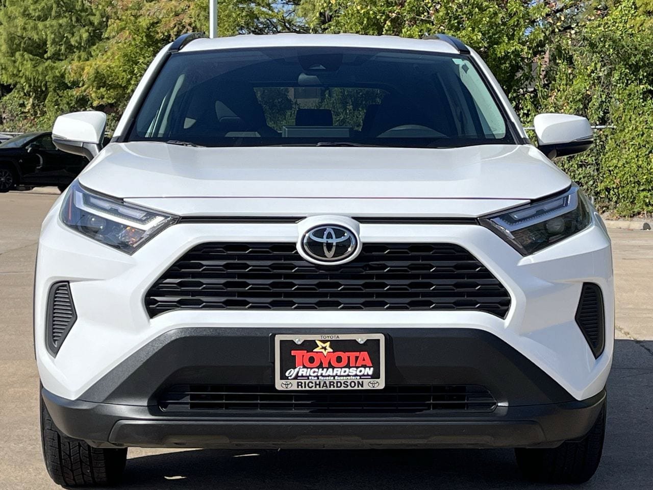 Used 2025 Toyota RAV4 XLE AWD/4WD image 7
