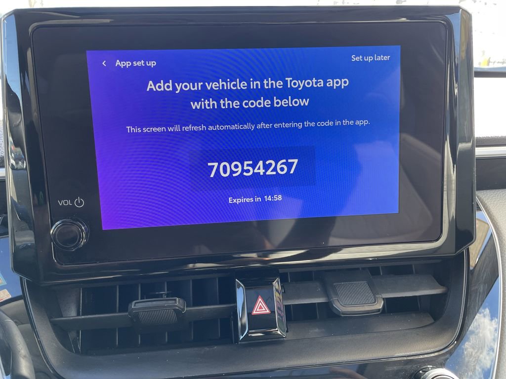 Used 2023 Toyota Corolla Cross LE w/ Moonroof Package AWD/4WD image 18
