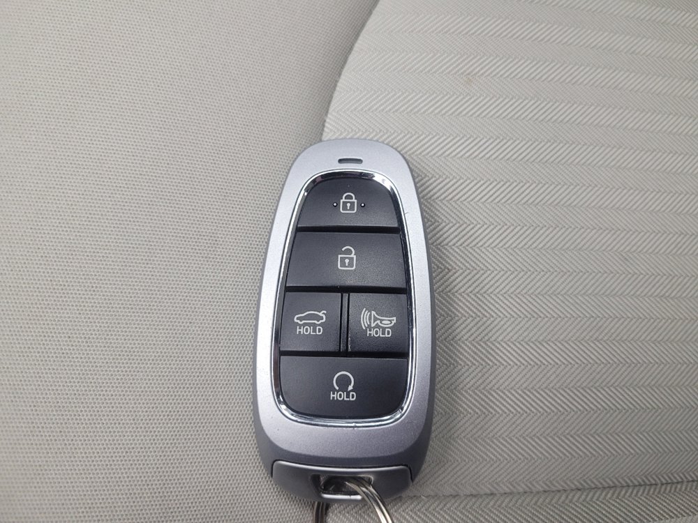 Used 2023 Hyundai Sonata SEL image 32