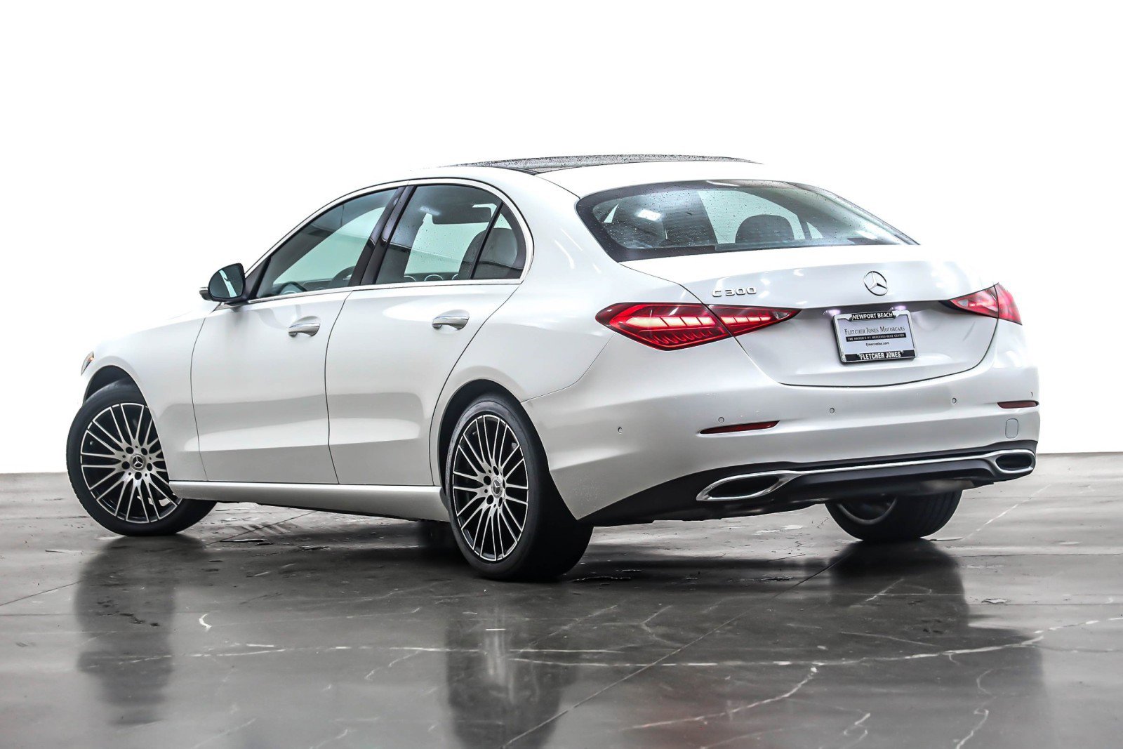 Used 2023 Mercedes-Benz C 300 Sedan image 11